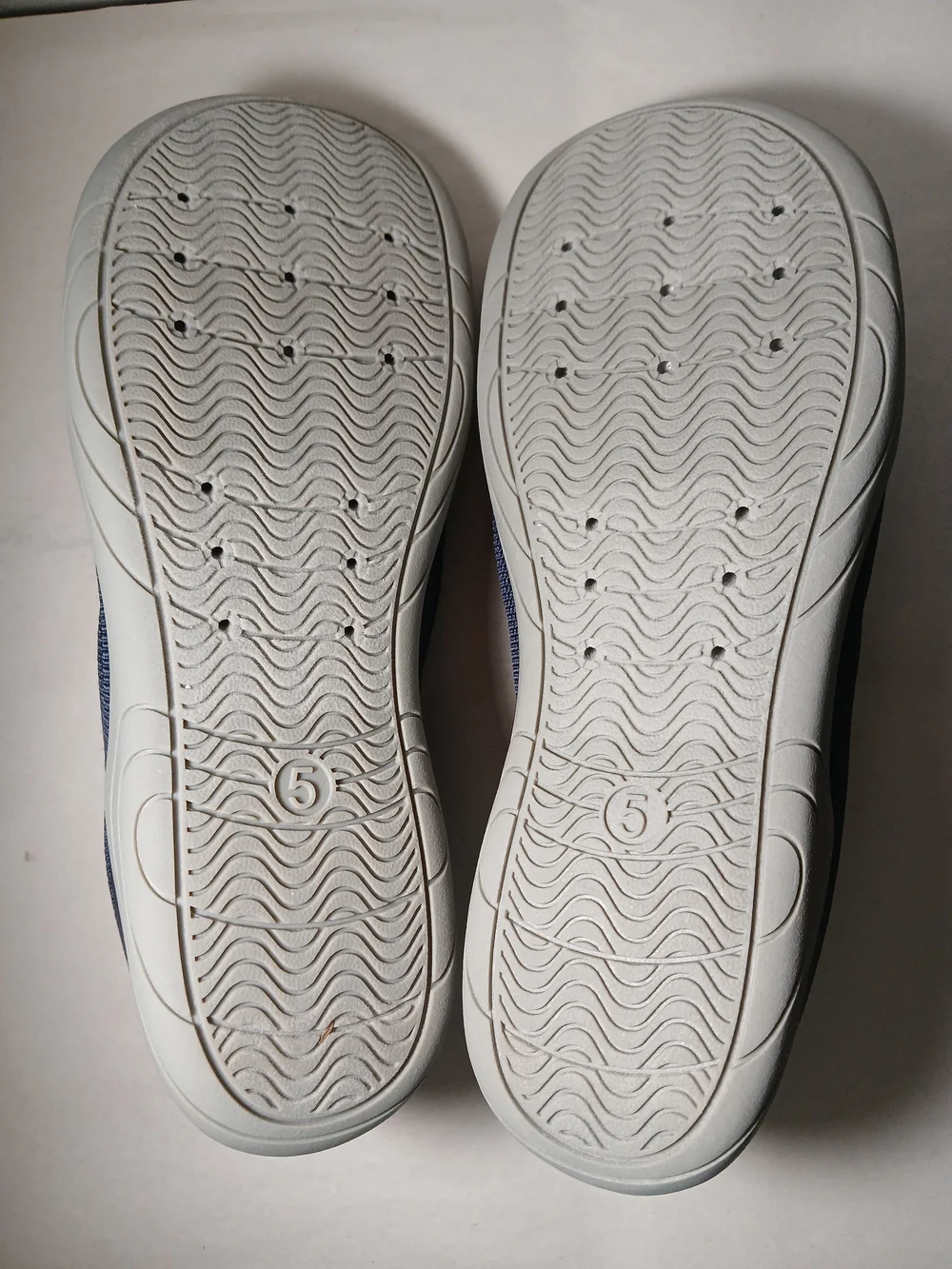 All In Motion Navy Mesh Slip-On Athletic Sneakers with Toggle Laces Sz. 5